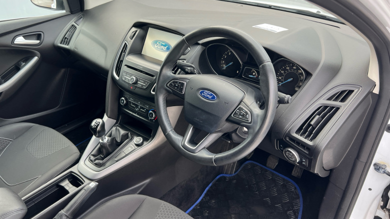 Ford Focus 1.0 EcoBoost 125 Zetec 5dr Petrol Hatchback